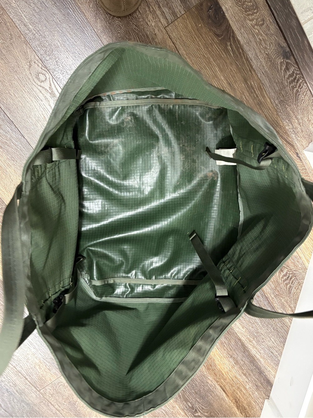 Patagonia
Black Hole Gear Tote - Backpack - Picture 4 of 16